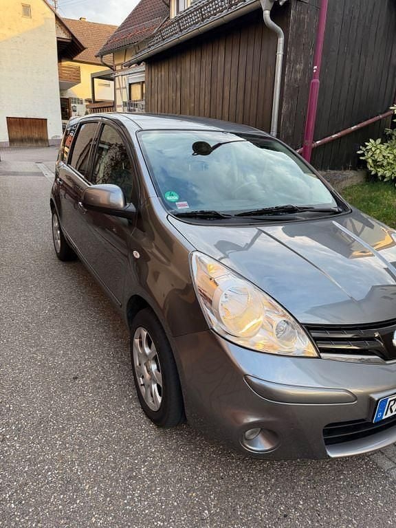 Gebraucht Nissan Note I-Way 90 PS (66 kW) 2011 Grau Kleinwagen