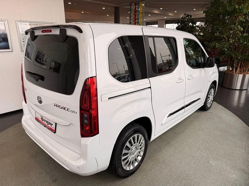 Gebraucht Toyota Proace Verso City 110 PS (80 kW) 2024 Weiß Kombi