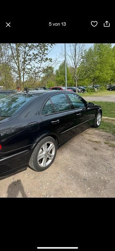 Second-hand Mercedes E280 200 CP (147 kW) 2006 Negru Berlinǎ