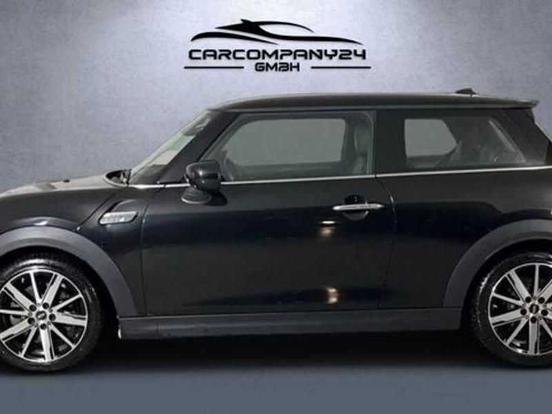 Gebraucht Mini Cooper S Resolute Edition 178 PS (130 kW) 2024 Schwarz Kleinwagen