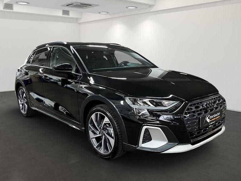 Gebraucht Audi A3 Ambiente 150 PS (110 kW) 2025 Mythosschwarz metallic Kombi