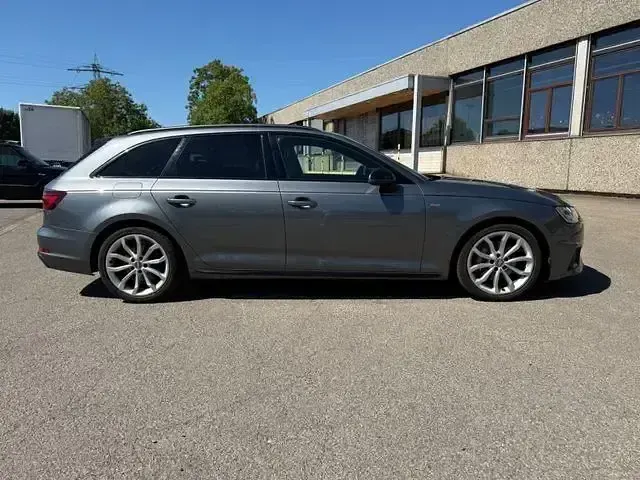 Gebraucht Audi A4 S-Line 190 PS (139 kW) 2019 Monsungrau metallic Kombi