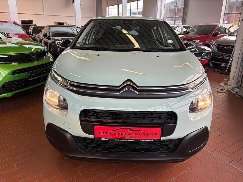 Grün Gebraucht 2018 Citroën C3 Feel Kleinwagen | 8.499 € (Fairer Preis) - Bild 1/4