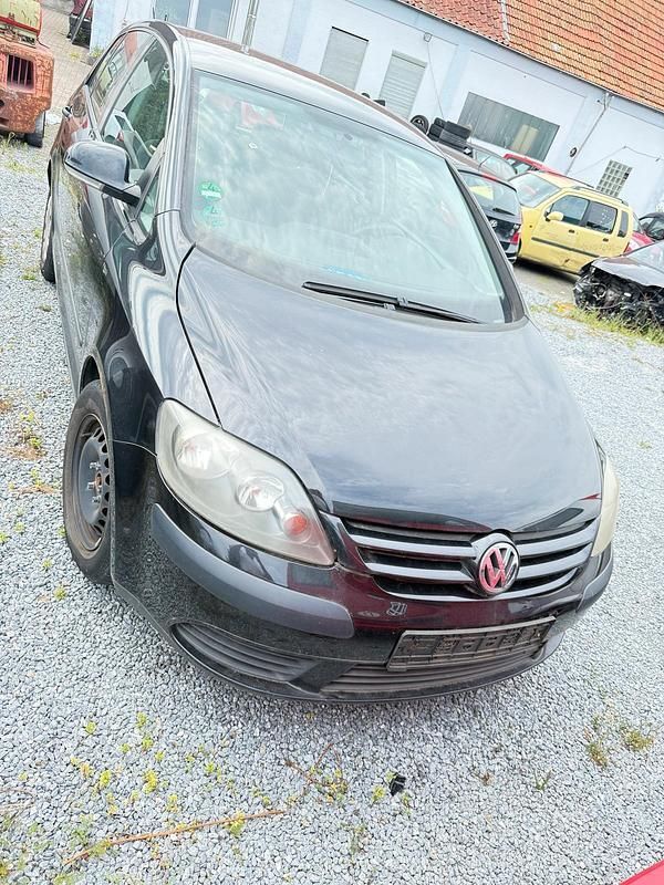 Schwarz Gebraucht 2005 VW Golf Plus Cross Van / Kleinbus | 950 € (Superpreis) - Bild 1/4