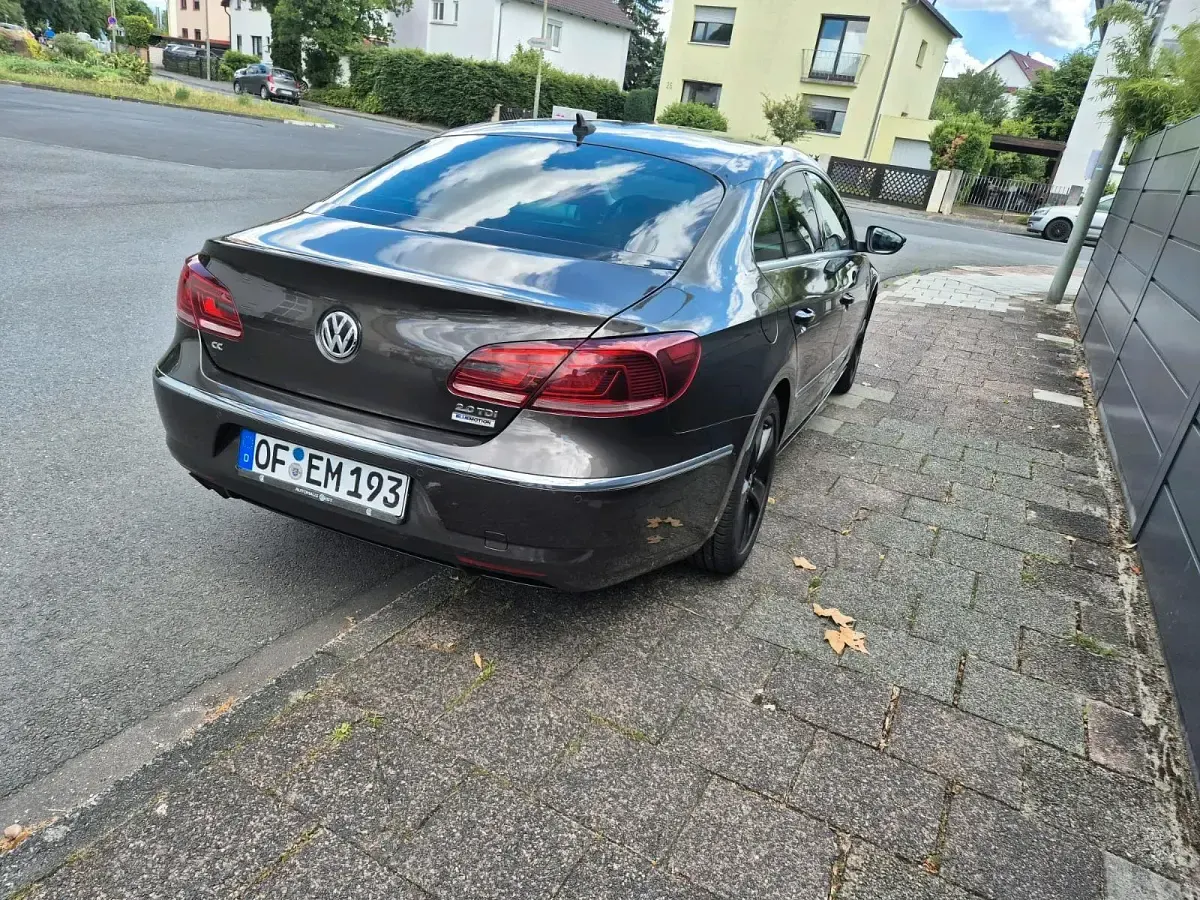 Gebraucht VW Passat 150 PS (110 kW) 2016 Braun Limousine