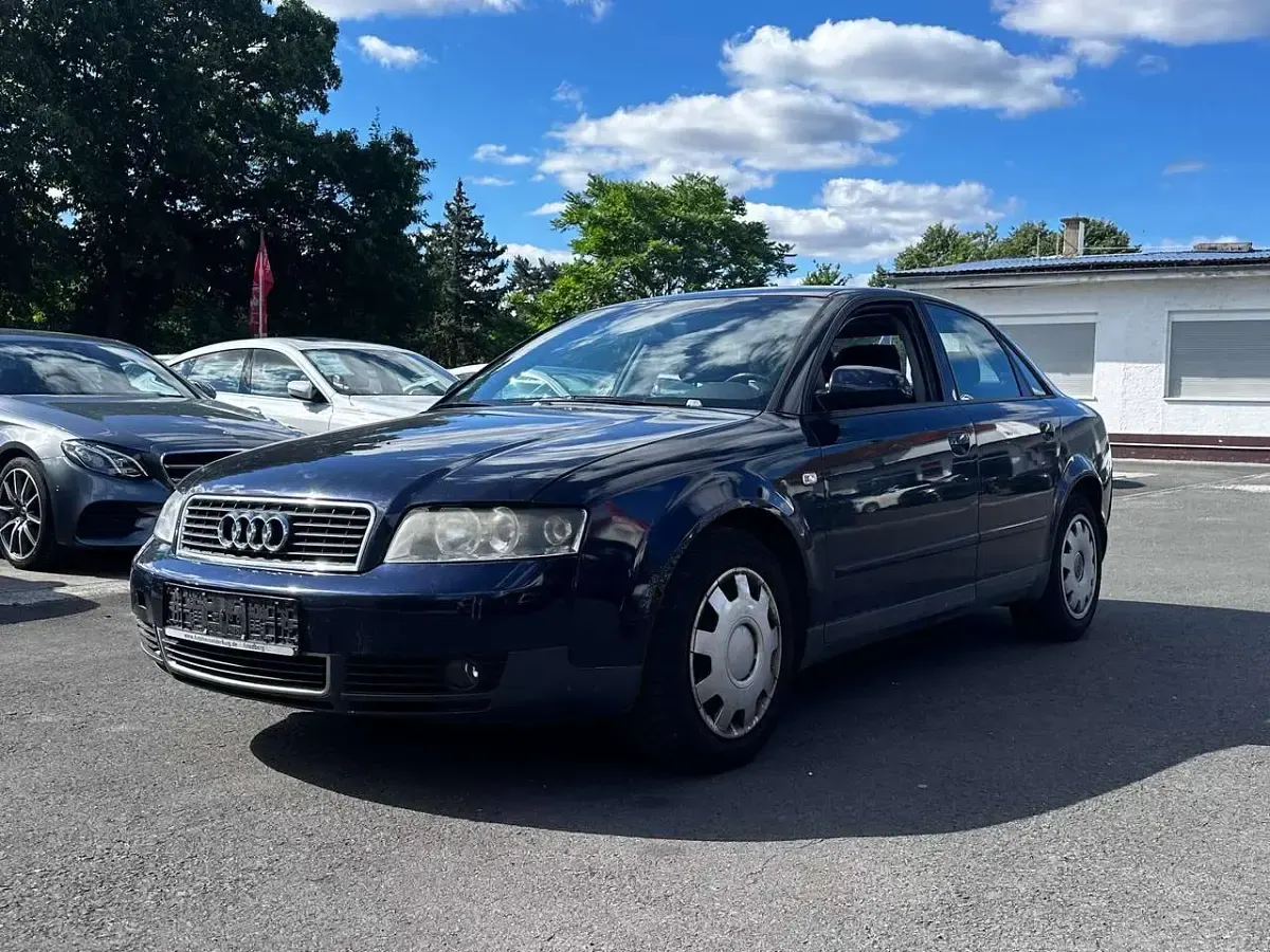 Gebraucht Audi A4 131 PS (96 kW) 2002 Blau Limousine