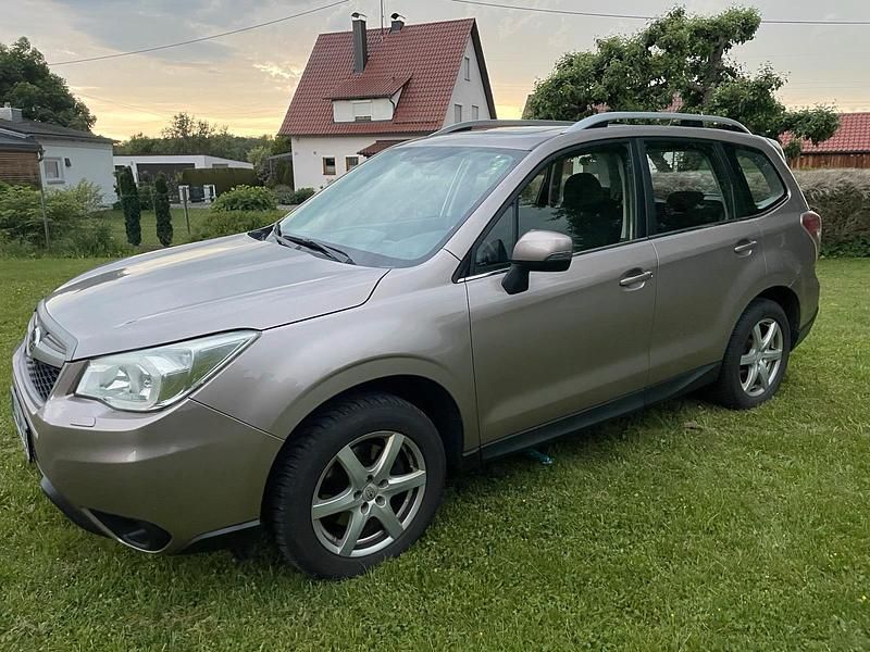 Gebraucht Subaru Forester 147 PS (108 kW) 2014 Andere farben SUV