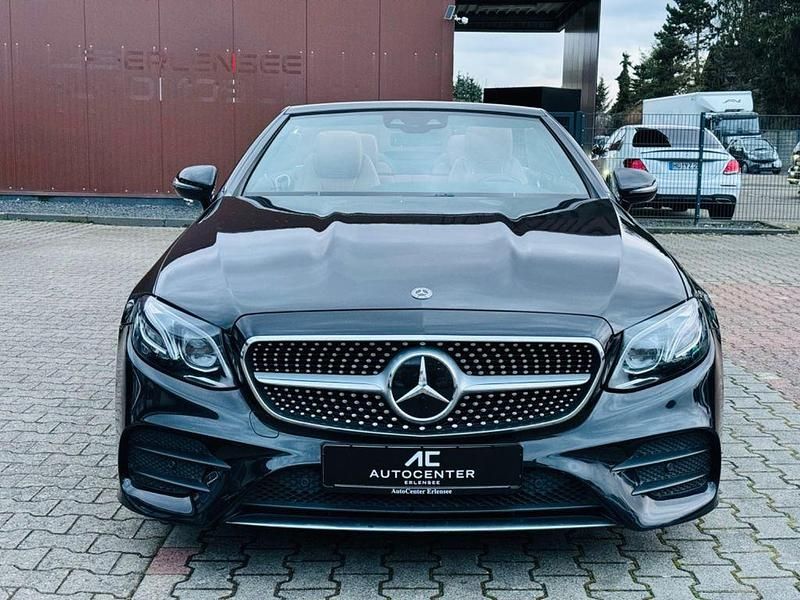 Gebraucht Mercedes E300 AMG line 245 PS (180 kW) 2018 Obsidianschwarz  metalliclack Cabrio
