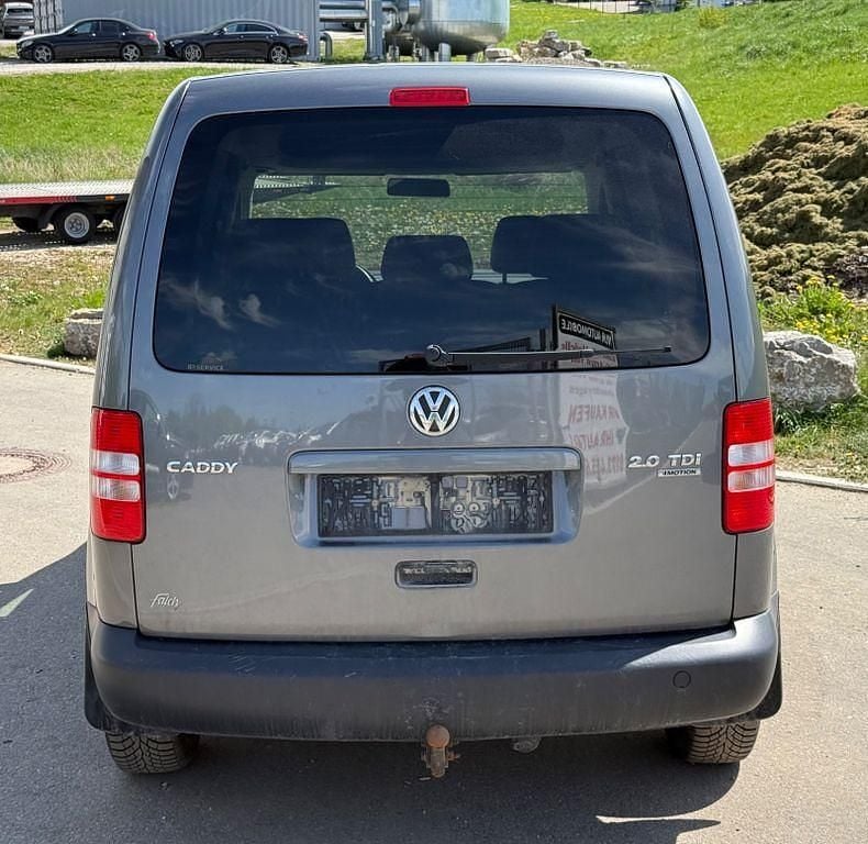 Second-hand VW Caddy 110 CP (80 kW) 2013 Gri Monovolum