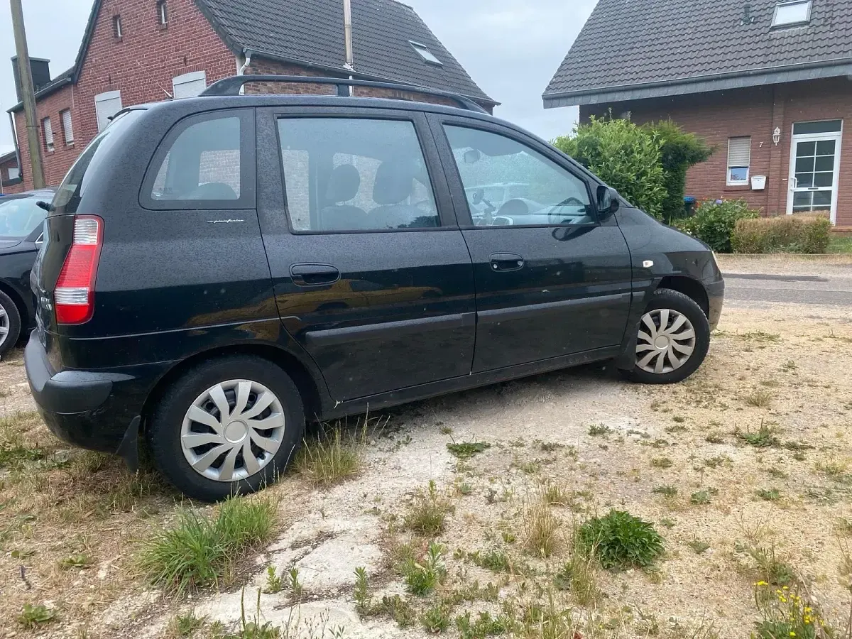 Gebraucht Hyundai Matrix 100 PS (73 kW) 2007 Schwarz Van / Kleinbus