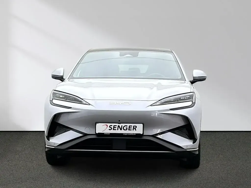 Gebraucht BYD Sealion 7 389 kW (530 PS) 2026 Grau SUV