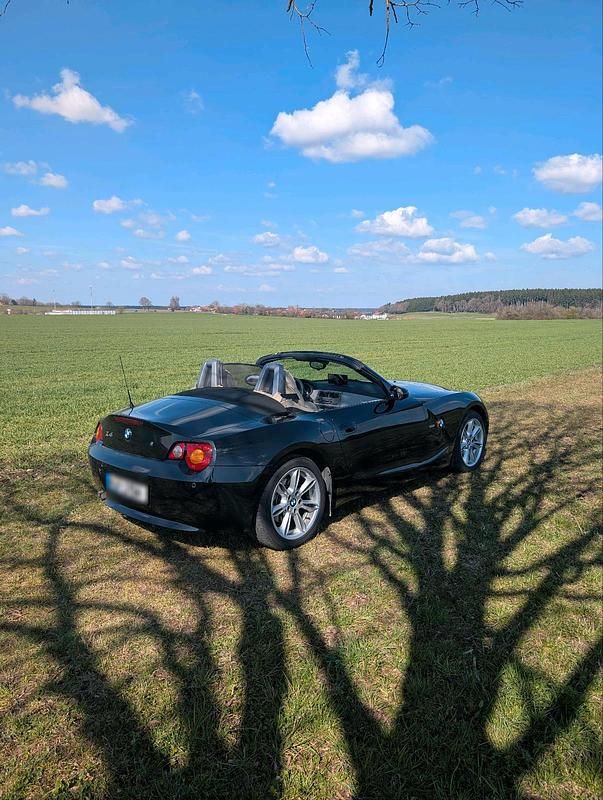 Gebraucht BMW Z4 231 PS (169 kW) 2004 Schwarz Cabrio