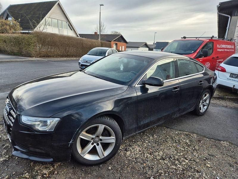 Gebraucht Audi A5 Sportback 170 PS (125 kW) 2012 Schwarz Kleinwagen