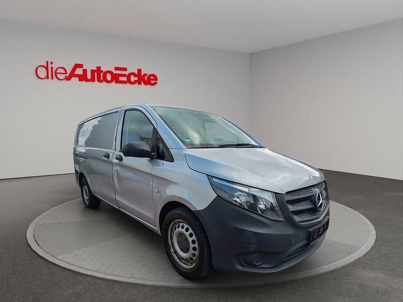 Gebraucht Mercedes Vito 190 PS (139 kW) 2015 Silber Van