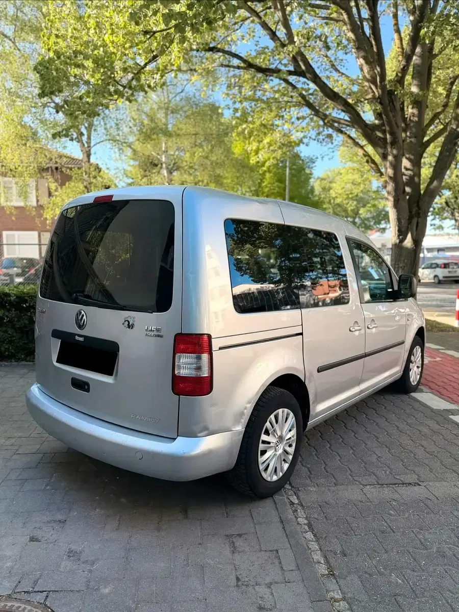 Gebraucht VW Caddy Life 109 PS (80 kW) 2007 Silber Van / Kleinbus