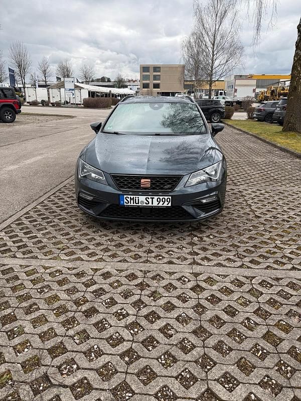 Grau Gebraucht 2019 Cupra Leon Kombi | 20.500 € (Guter Preis) - Bild 1/4