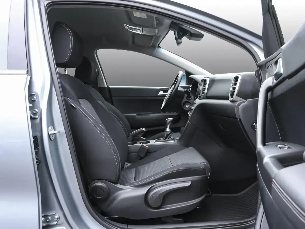 Gebraucht Kia Sportage 132 PS (97 kW) 2020 Grau SUV
