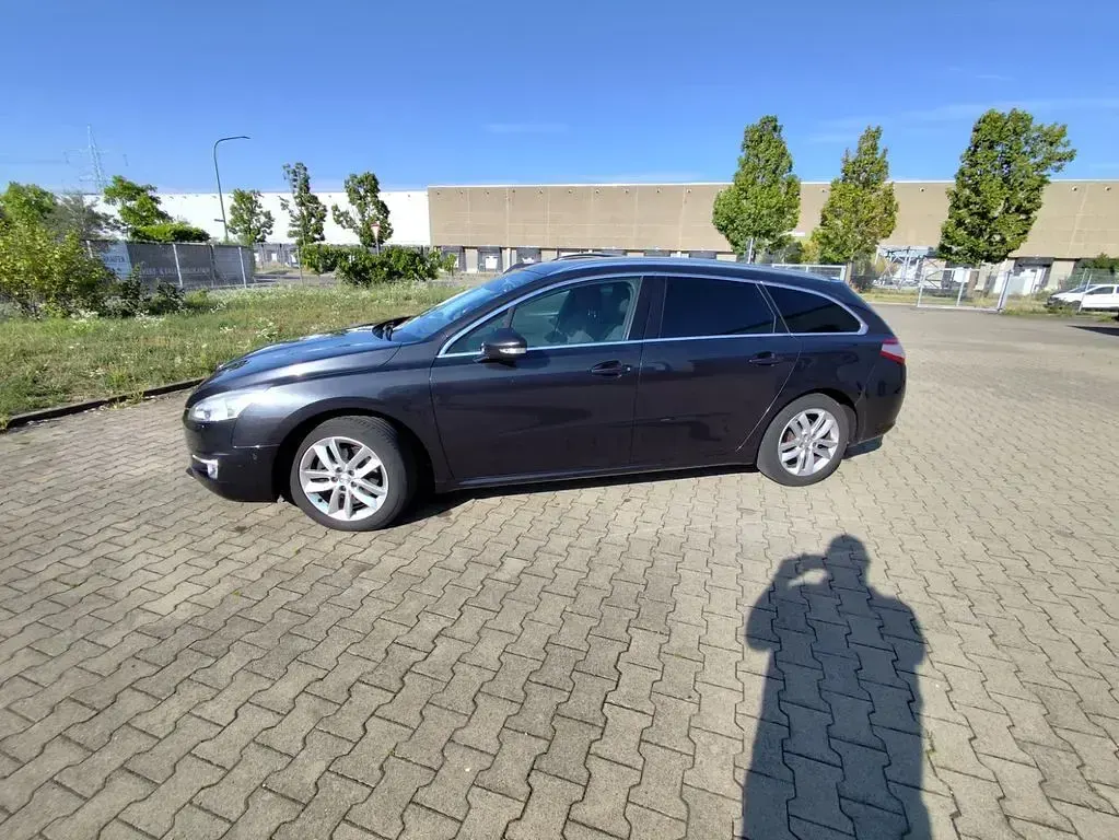 Gebraucht Peugeot 508 SW Active 140 PS (102 kW) 2013 Schwarz Kombi