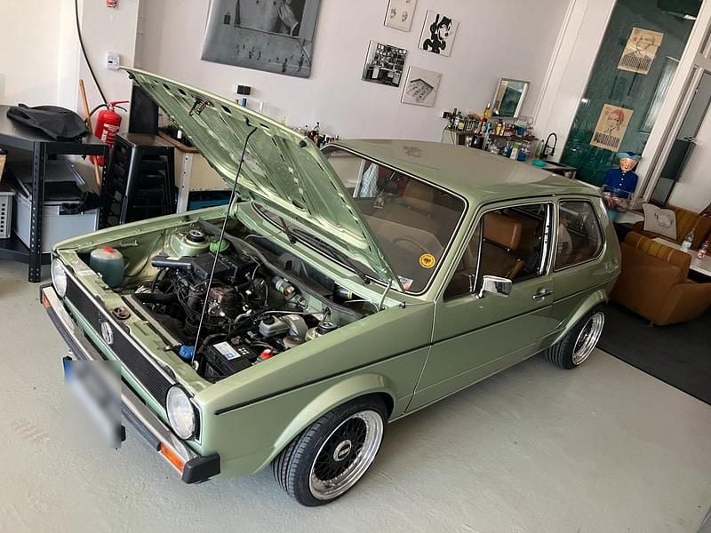 Gebraucht VW Golf I 70 PS (51 kW) 1982 Grün Kleinwagen