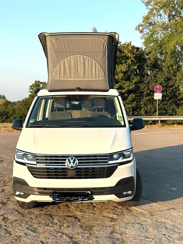 Weiß Gebraucht 2020 VW T6.1 California Van | 64.900 € - Bild 1/4