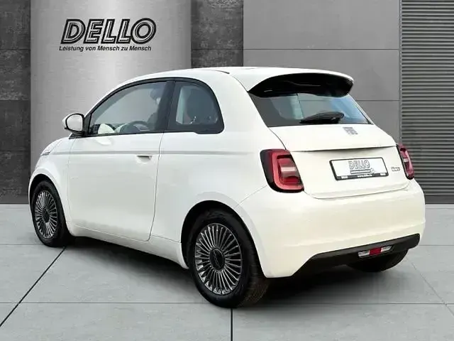Gebraucht Fiat 500e 86 kW (118 PS) 2023 Arktis weiß Kleinwagen