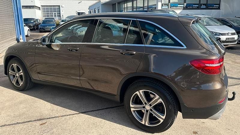 Gebraucht Mercedes GLC220 170 PS (125 kW) 2016 Braun SUV