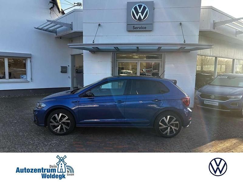 Blau Gebraucht 2024 VW Polo R-line Limousine | 23.950 € (Etwas zu teuer) - Bild 1/3