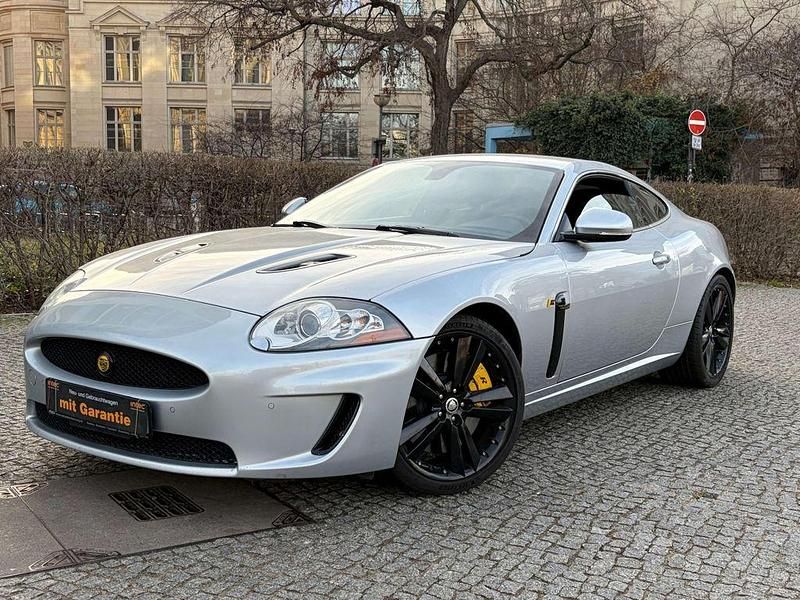 Gebraucht Jaguar XKR 510 PS (375 kW) 2011 Grau Coupé