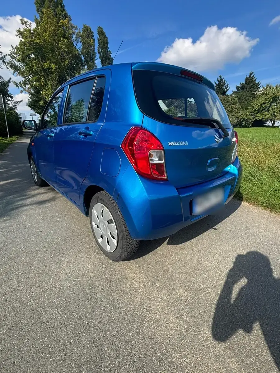 Gebraucht Suzuki Celerio 68 PS (50 kW) 2017 Blau Kleinwagen
