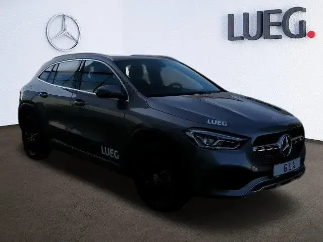 Gebraucht Mercedes GLA250 218 PS (160 kW) 2021 SUV