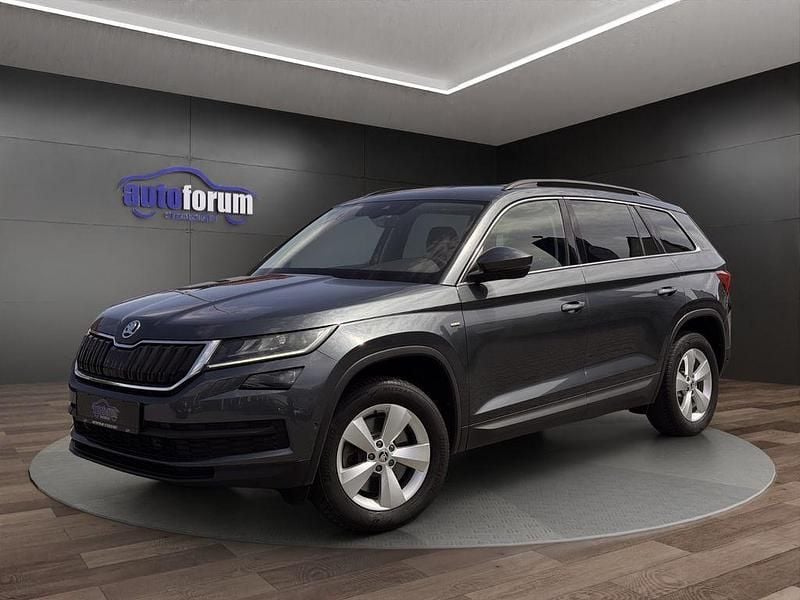 Grau Gebraucht 2021 Skoda Kodiaq Clever SUV | 29.990 € (Guter Preis) - Bild 1/4