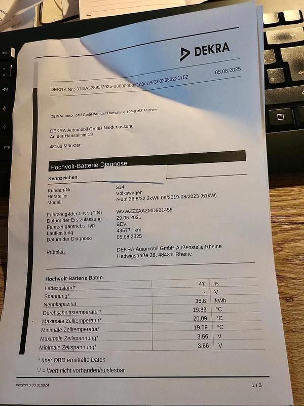 Weiß Gebraucht 2021 VW e-up! Kleinwagen | 9.900 € (Superpreis) - Bild 1/4