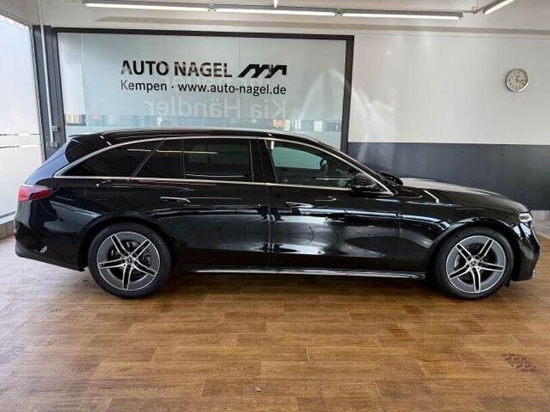 Gebraucht Mercedes E220 AMG 197 PS (144 kW) 2025 Schwarz Kombi