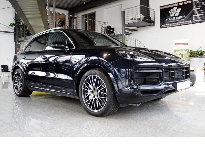 Gebraucht Porsche Cayenne Turbo 549 PS (403 kW) 2018 Moonlight blue perleffekt SUV