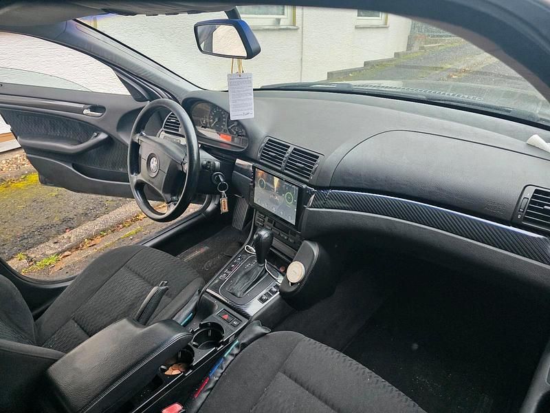 Gebraucht BMW 330 270 PS (198 kW) 2002 Schwarz Kombi