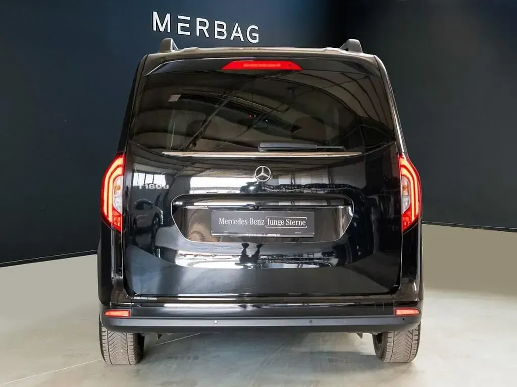 Gebraucht Mercedes T180 Edition 116 PS (85 kW) 2022 Schwarz Van / Kleinbus