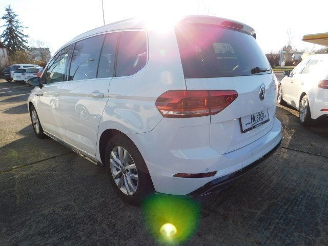 Gebraucht VW Touran Highline 180 PS (132 kW) 2016 Weiß Van / Kleinbus