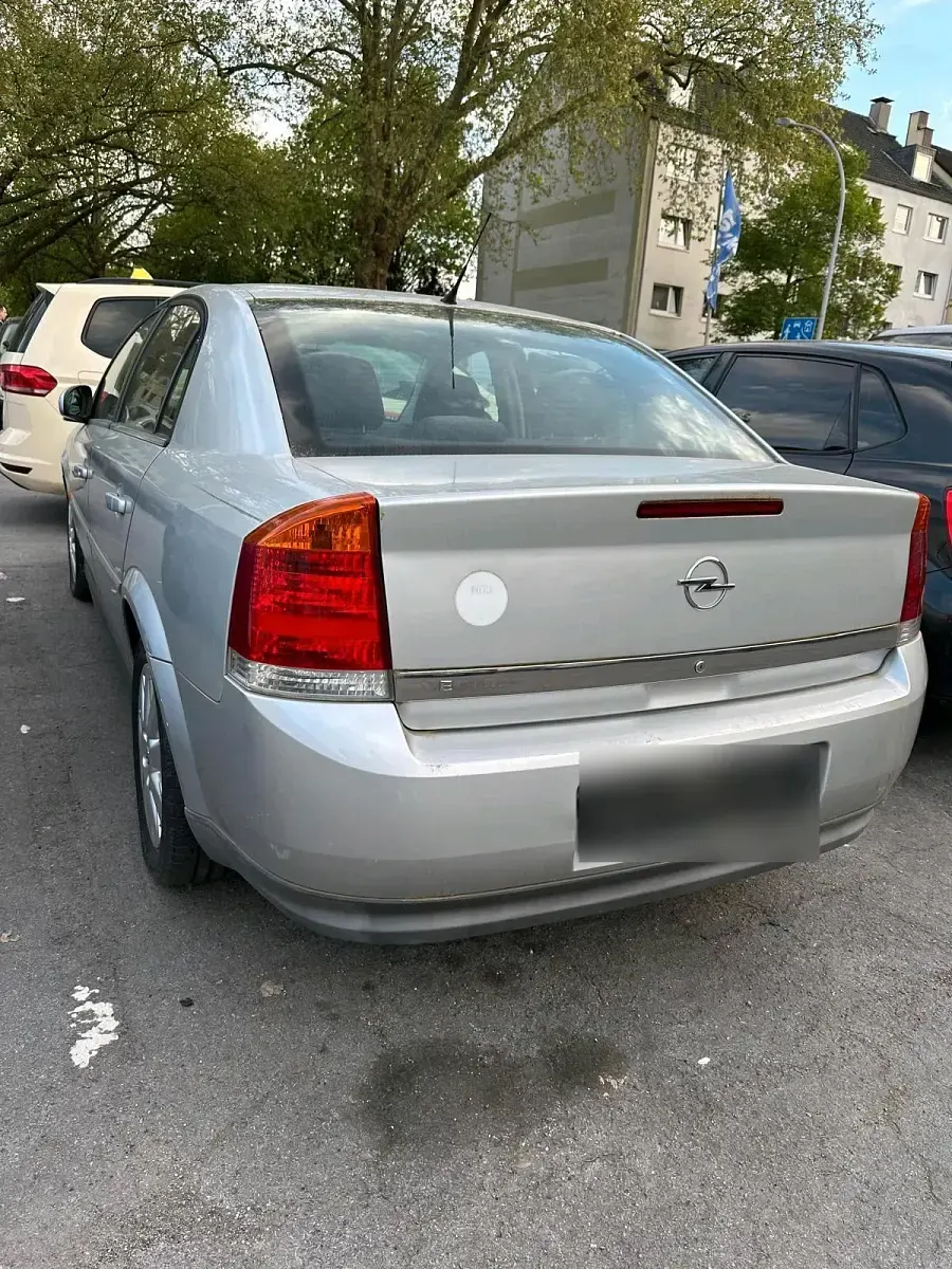 Gebraucht Opel Vectra 122 PS (89 kW) 2002 Silber Limousine