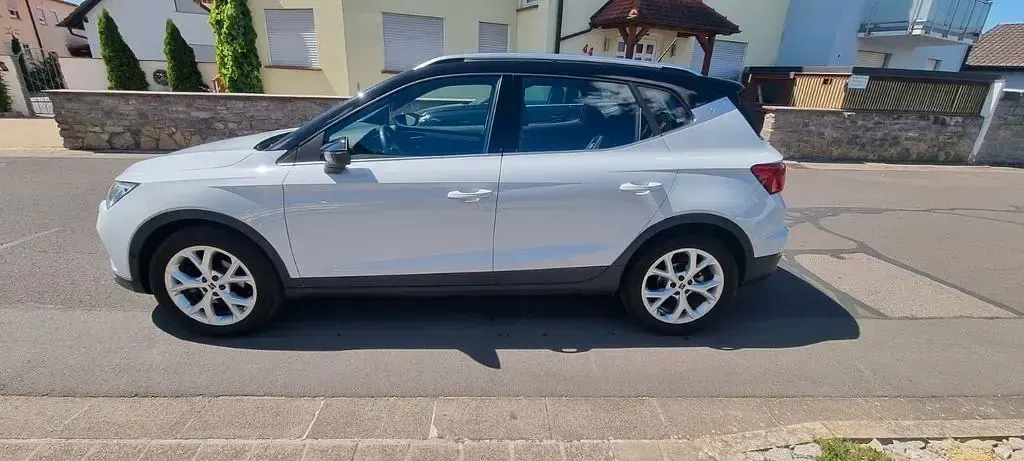 Gebraucht Seat Arona Beats 150 PS (110 kW) 2021 Weiß SUV