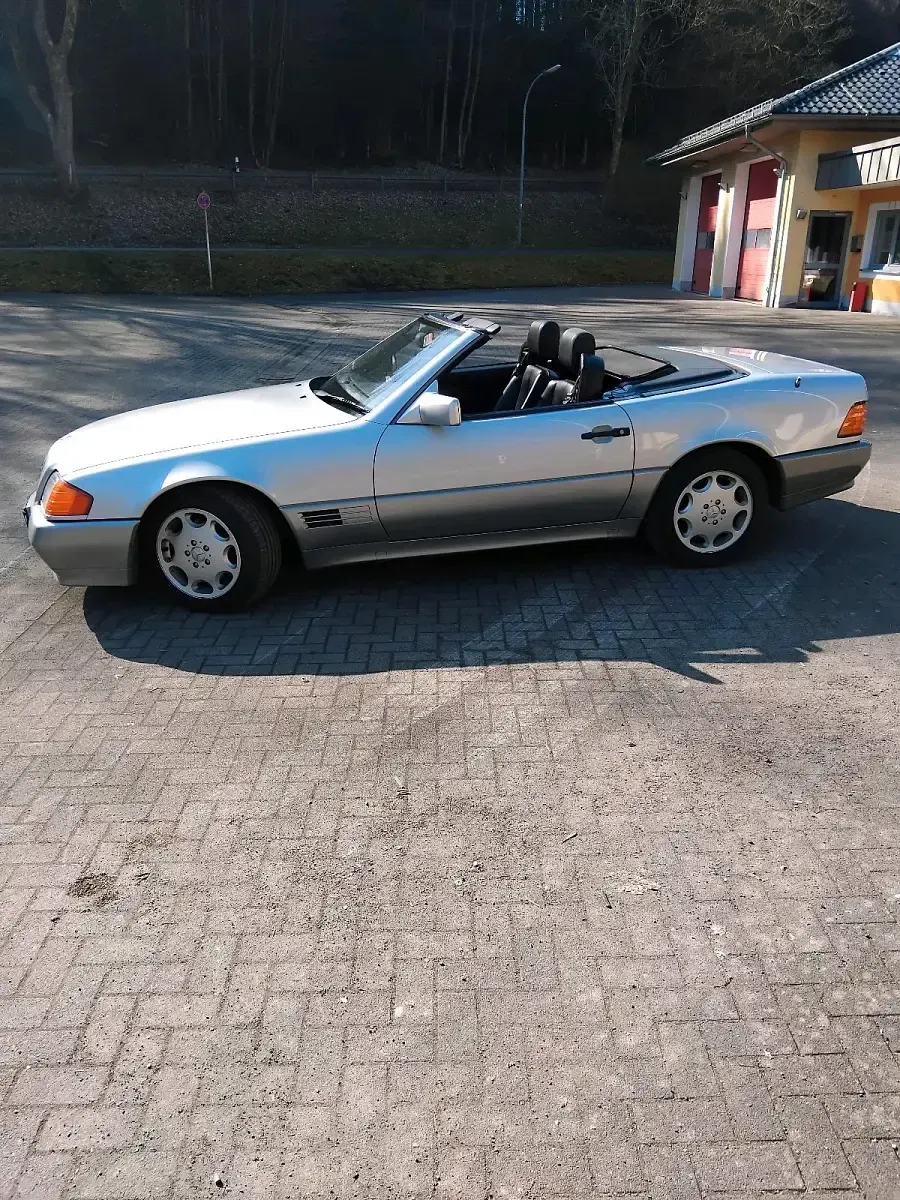 Gebraucht Mercedes SL300 190 PS (139 kW) 1992 Grau Cabrio