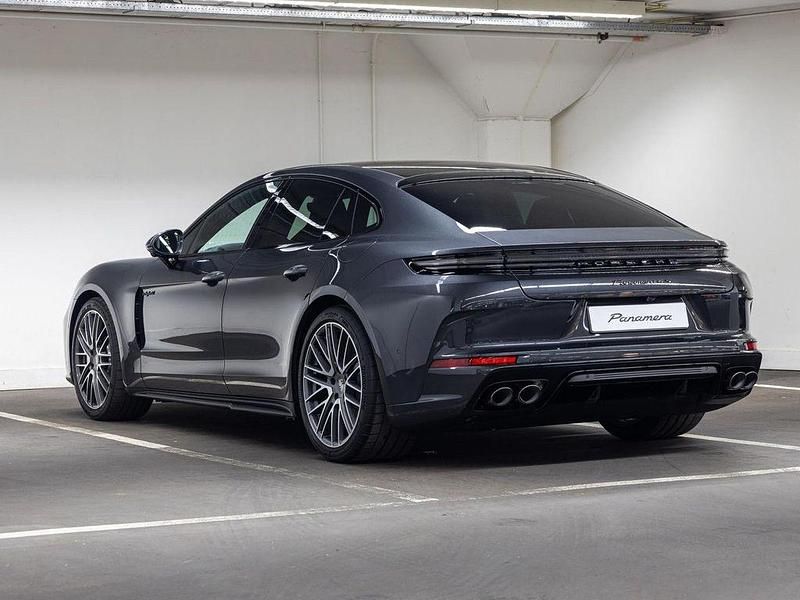Gebraucht Porsche Panamera 4S 544 PS (400 kW) 2025 Grau Limousine