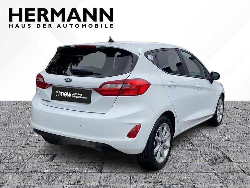 Gebraucht Ford Fiesta Cool & Connect 101 PS (74 kW) 2018 Weiß Kleinwagen