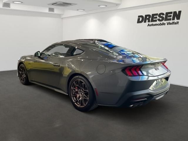 Neu Ford Mustang Fastback 446 PS (328 kW) 2026 Grau Coupé