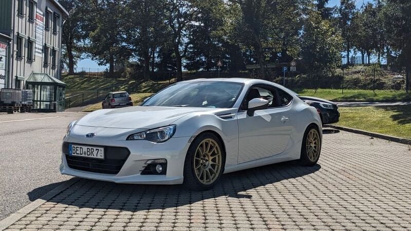 Weiß Gebraucht 2014 Subaru BRZ Sport Coupé | 22.999 € (Guter Preis) - Bild 1/4