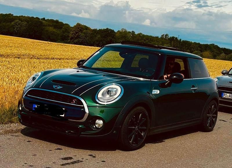 Usado Mini Cooper S 192 HP (141 kW) 2017 Verde Citadino
