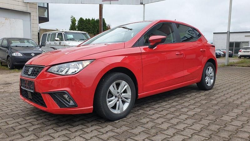 Rot Gebraucht 2021 Seat Ibiza Style Kleinwagen | 10.950 € (Superpreis) - Bild 1/4