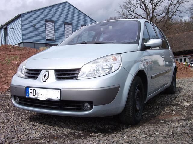 Silber metallic Gebraucht 2003 Renault Scénic Dynamique Van / Kleinbus | 4.450 € - Bild 1/4