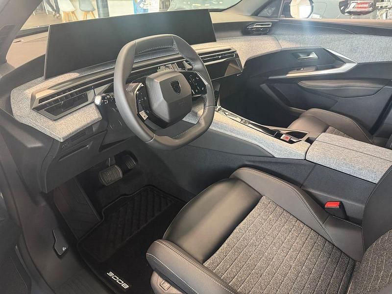 Neu Peugeot 3008 Allure 136 PS (100 kW) 2026 Blau SUV