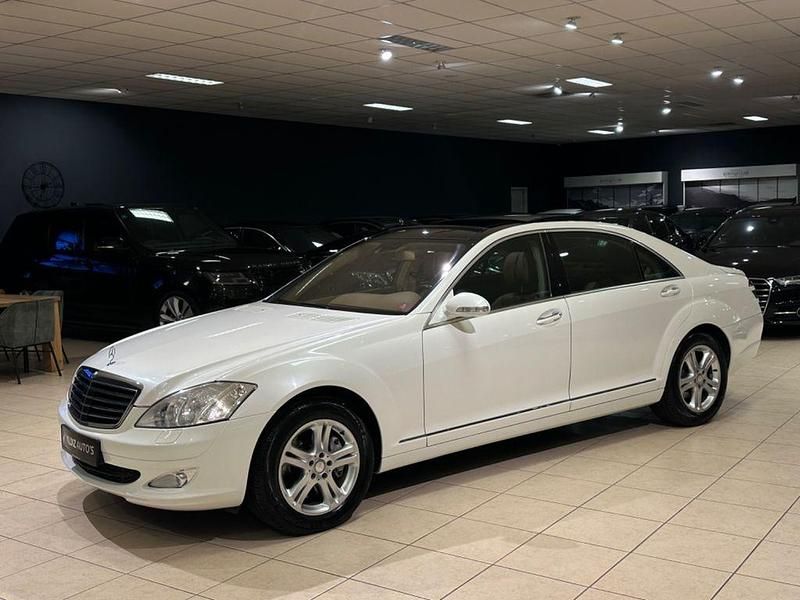 Weiß Gebraucht 2008 Mercedes S320 Limousine | 14.950 € - Bild 1/4
