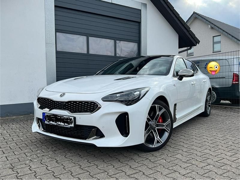 Gebraucht Kia Stinger GT 370 PS (272 kW) 2019 Weiß Kleinwagen